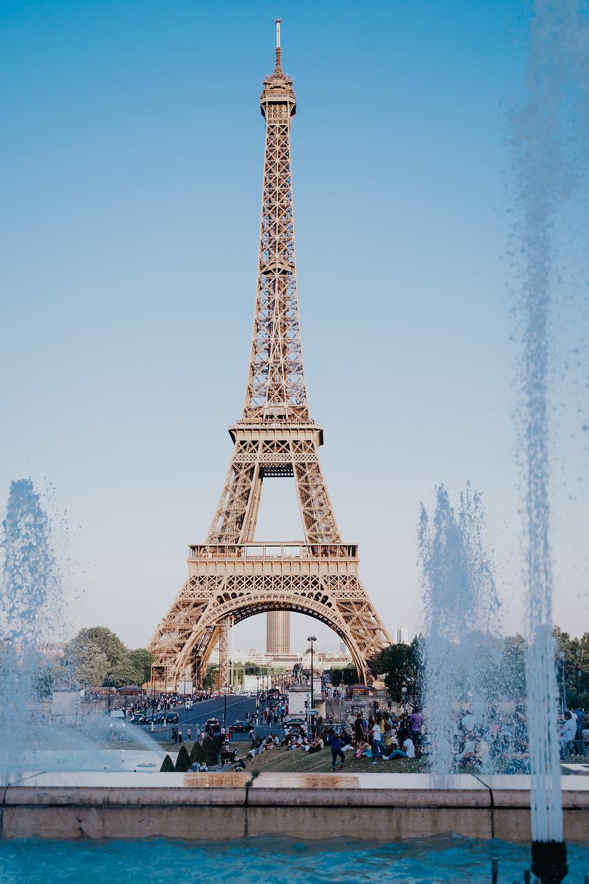 paris, eiffel tower, france-4353082.jpg